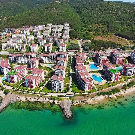 Robinson Sea Nessebar View Apartman *